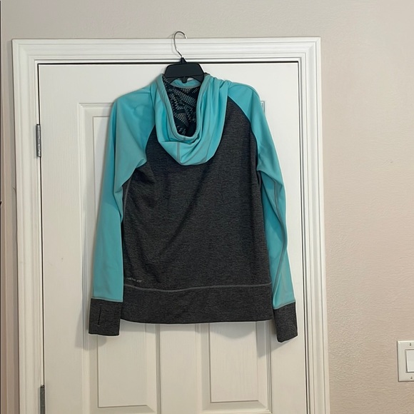 Nike Therma Fit Hoodie - Picture 2 of 4